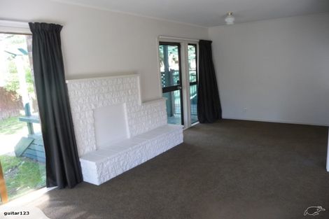 Photo of property in 1/12 Goldnib Place, Randwick Park, Auckland, 2105