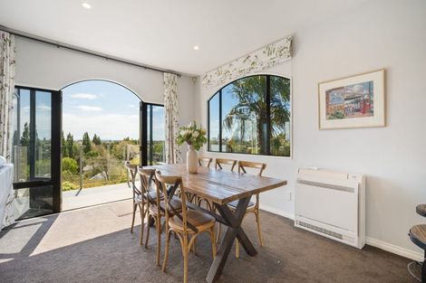 Photo of property in 39 Overdale Drive, Cashmere, Christchurch, 8022