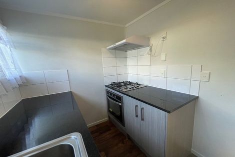 Photo of property in 43 Hallberry Road, Mangere East, Auckland, 2024