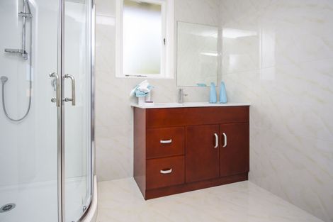 Photo of property in 64 Ellis Avenue, Mount Roskill, Auckland, 1041