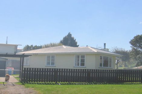 Photo of property in 4 Hulke Street, Foxton, 4814