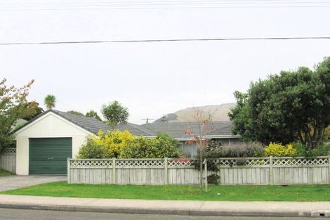 Photo of property in 26 Ngaio Road, Waikanae, 5036