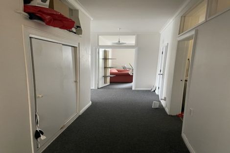 Photo of property in 6 Epsom Way, Karori, Wellington, 6012