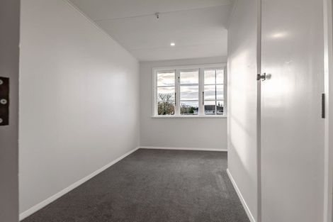 Photo of property in 2 Newbury Street, Awapuni, Palmerston North, 4412