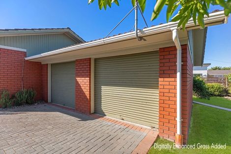 Photo of property in 77 Knighton Road, Hillcrest, Hamilton, 3216