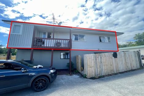 Photo of property in 4 Pureora Place, Clendon Park, Auckland, 2103