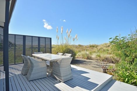 Photo of property in 117 Blue Pacific Parade, Riversdale Beach, Masterton, 5872