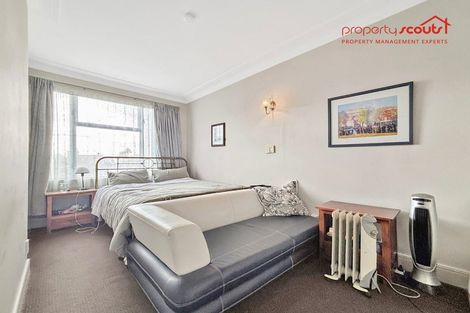 Photo of property in Alwyn Flats, 2/6 Brighton Road, Parnell, Auckland, 1052