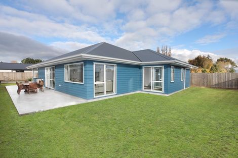 Photo of property in 28 Oldfield Lane, Marton, 4710