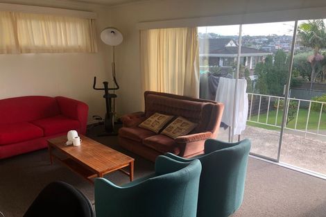 Photo of property in 1/35 Rangitoto Terrace, Milford, Auckland, 0620