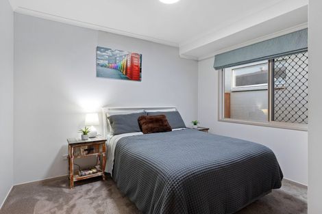 Photo of property in 39a Seaview Road, Otumoetai, Tauranga, 3110