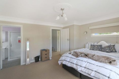 Photo of property in 9 Penrose Street, Woburn, Lower Hutt, 5010