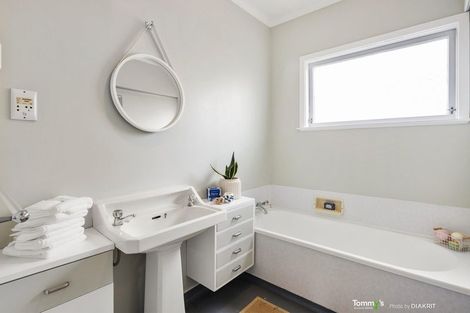 Photo of property in 63 Cashmere Avenue, Khandallah, Wellington, 6035