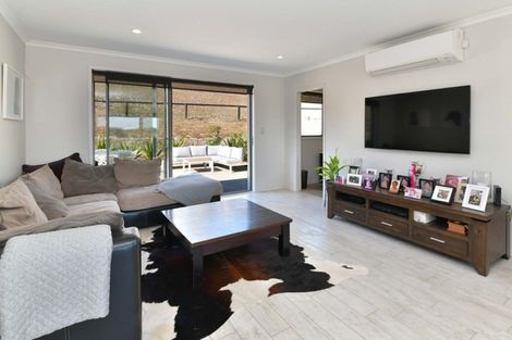 Photo of property in 641 Peak Road, Helensville, 0875