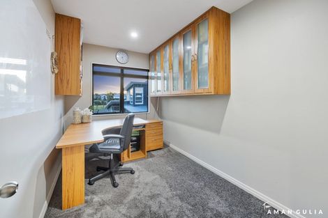 Photo of property in 8 Waikura Drive, Te Atatu Peninsula, Auckland, 0610