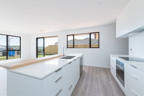 Photo of property in 43 Katania Heights, Brightwater, 7022