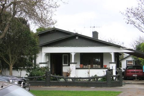 Photo of property in 12 Milverton Avenue, Hokowhitu, Palmerston North, 4410