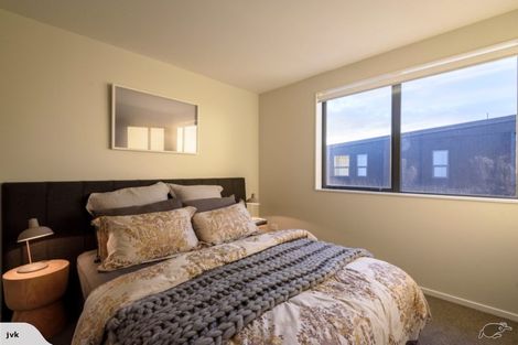 Photo of property in 26 Komanawa Lane, Mount Wellington, Auckland, 1062