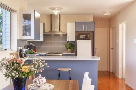 Photo of property in 37 Te Pua School Road, Helensville, 0875