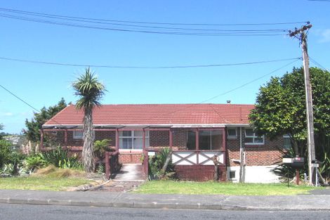 Photo of property in 2/120 Manuka Road, Bayview, Auckland, 0629