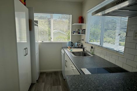 Photo of property in 29a Harbour View Road, Northland, Wellington, 6012