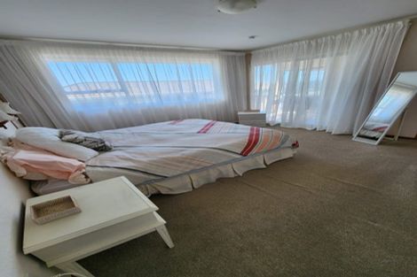 Photo of property in 4 Tower Hill, Stanmore Bay, Whangaparaoa, 0930