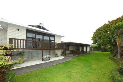 Photo of property in 5 Crosdale Place, Burnside, Christchurch, 8042