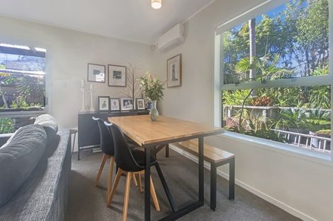 Photo of property in 2/24 Amberley Avenue, Te Atatu South, Auckland, 0610