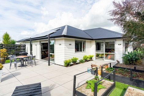 Photo of property in 14 Riverglen Road, Waipu, 0510