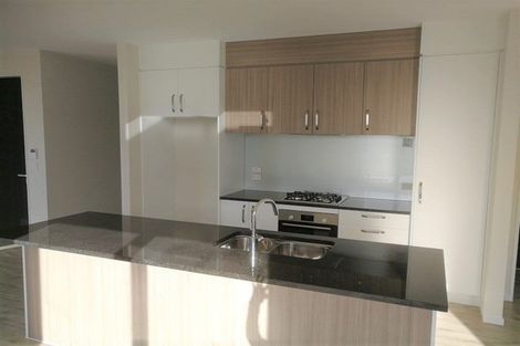 Photo of property in 14 Seafarer Crescent, Stanmore Bay, Whangaparaoa, 0932