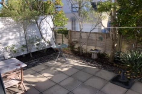 Photo of property in 20/40 Scarlet Oak Drive, Schnapper Rock, Auckland, 0632