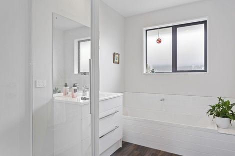 Photo of property in 13 Claremont Crescent, Amberley, 7410