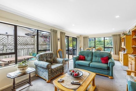 Photo of property in 12 Rua Road, Paraparaumu Beach, Paraparaumu, 5032