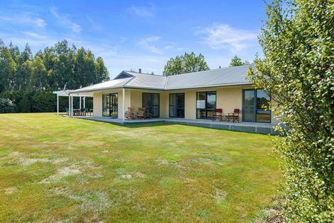 Photo of property in 12 Hawkins Drive, Martinborough, 5711