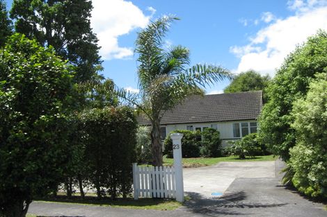 Photo of property in 23 Village Way, Ardmore, Papakura, 2582