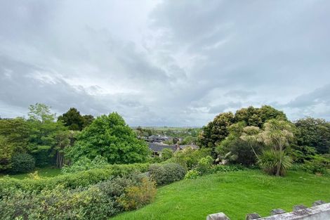 Photo of property in 156 Bleakhouse Road, Mellons Bay, Auckland, 2014