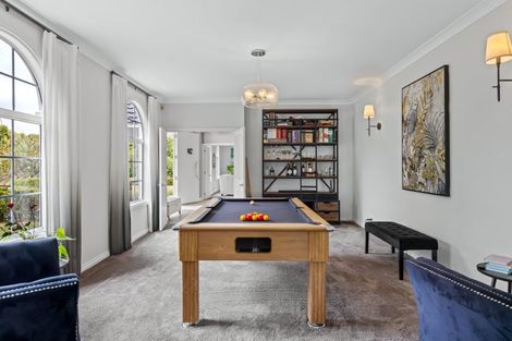 Photo of property in 45 Hardens Lane, Paremoremo, Auckland, 0632