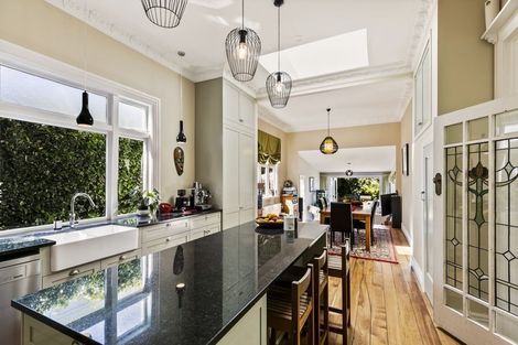 Photo of property in 73 Old Karori Road, Karori, Wellington, 6012