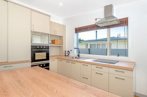 Photo of property in 8 Waverley Street, Elgin, Gisborne, 4010