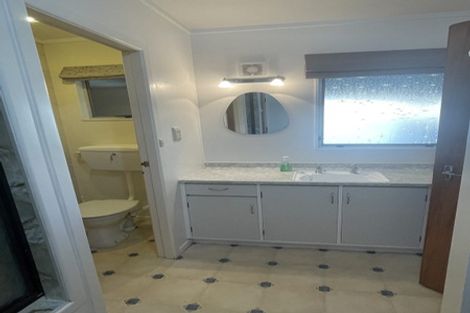 Photo of property in 65a Horokiwi Road West, Newlands, Wellington, 6037