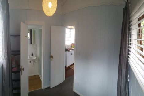 Photo of property in 27 Lowther Place, Taradale, Napier, 4112