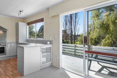 Photo of property in 25 Kinloch Road, Kinloch, Taupo, 3377