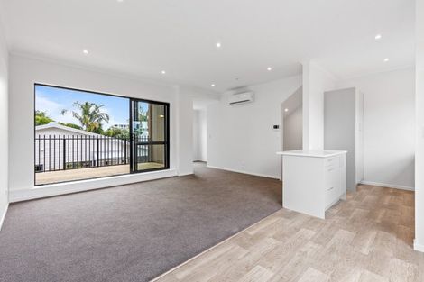 Photo of property in 500e Te Atatu Road, Te Atatu Peninsula, Auckland, 0610