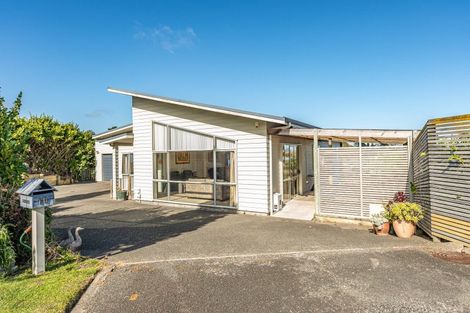 Photo of property in 10 Lithgow Drive, Otamatea, Whanganui, 4500
