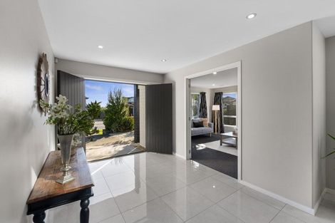 Photo of property in 6 Milano Boulevard, Karaka, Papakura, 2113