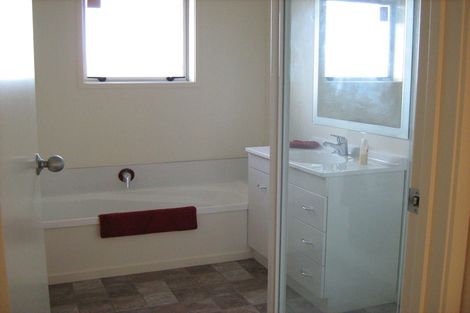 Photo of property in 50 Fraser Drive, Feilding, 4702