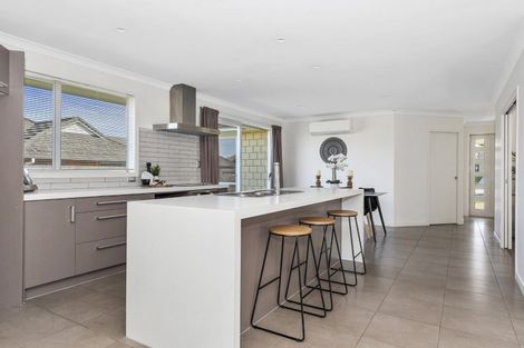 Photo of property in 42 Somerton Drive, Huntington, Hamilton, 3210