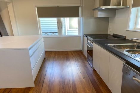 Photo of property in 3 Adriatic Avenue, Henderson, Auckland, 0612