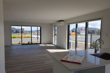 Photo of property in 16 Lenborough Drive, Rolleston, 7614