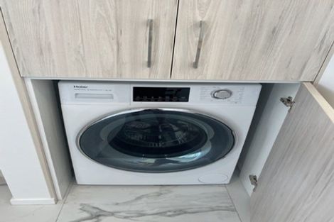 Photo of property in 11/22 Yeovil Road, Te Atatu Peninsula, Auckland, 0610